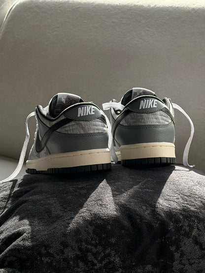 Nike Dunk Low SE "Copy Paste"