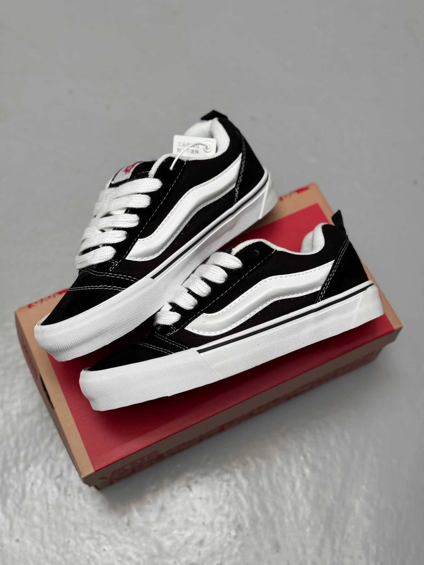 Vans Knu Skool