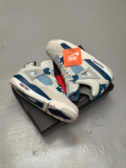 Air Jordan 4 Military Blue