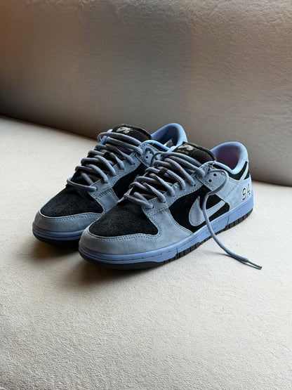 Nike SB Dunk Low x Supreme "Ocean Fog"