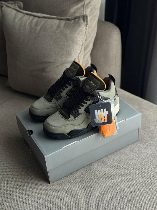 Air Jordan Retro 4 x UNDEFEATED