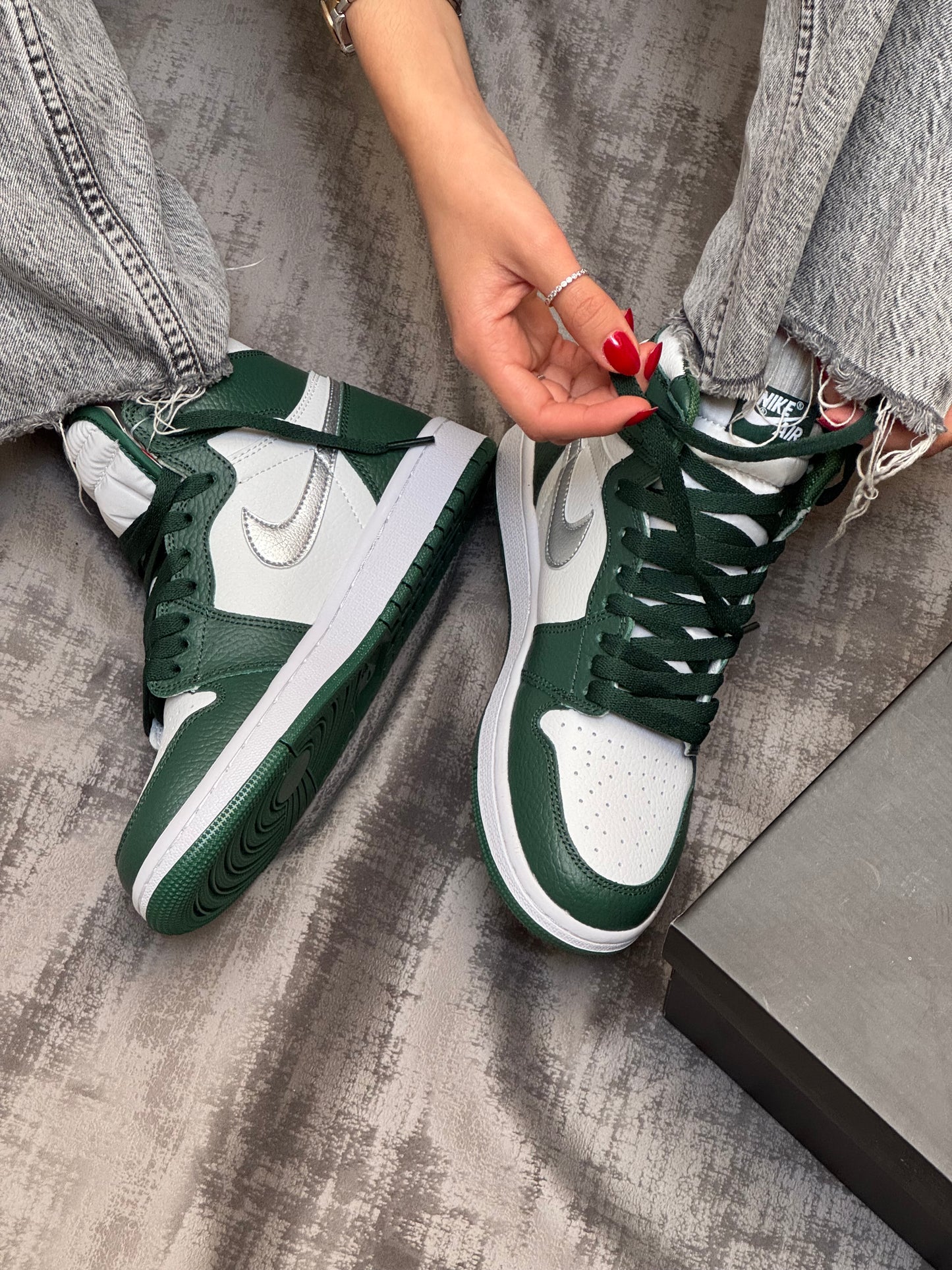 Air Jordan 1 Retro High OG George Green