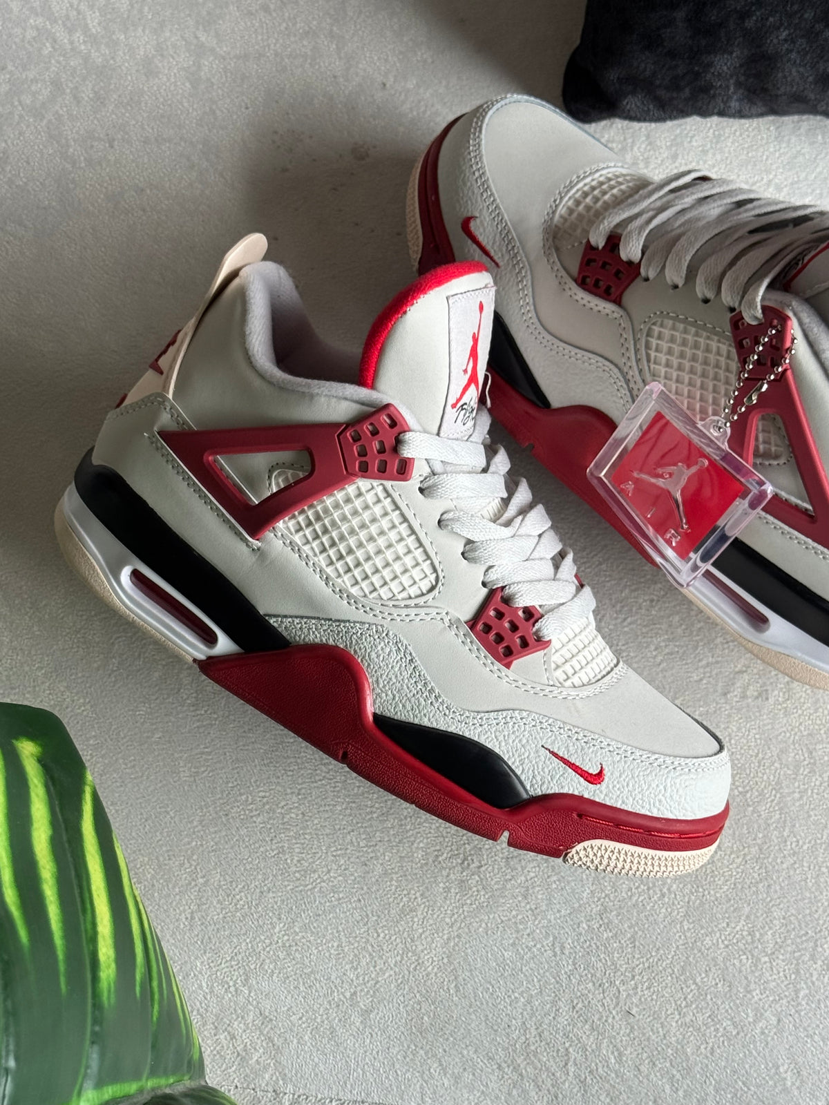 Nike Air Jordan 4 Retro OG