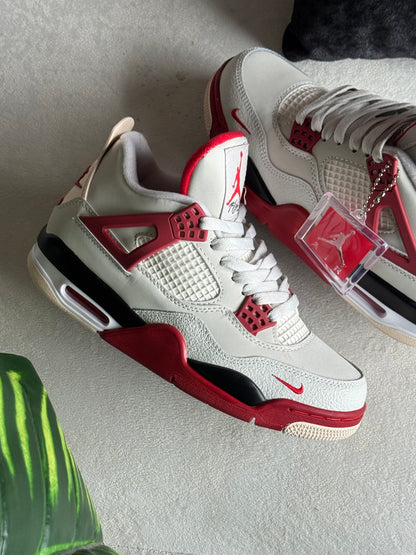 Nike Air Jordan 4 Retro OG