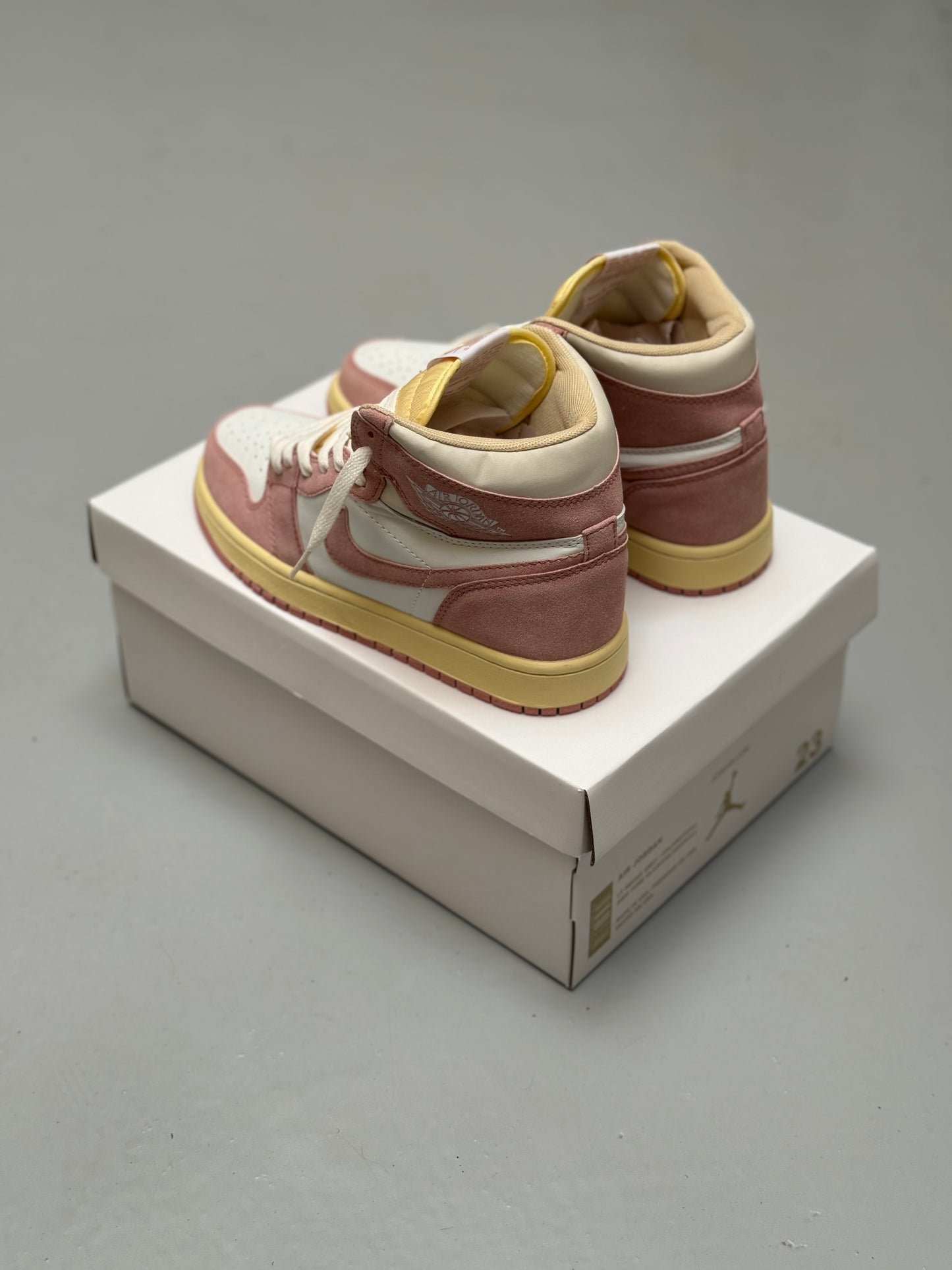 Air Jordan Retro 1 High Washed Pink