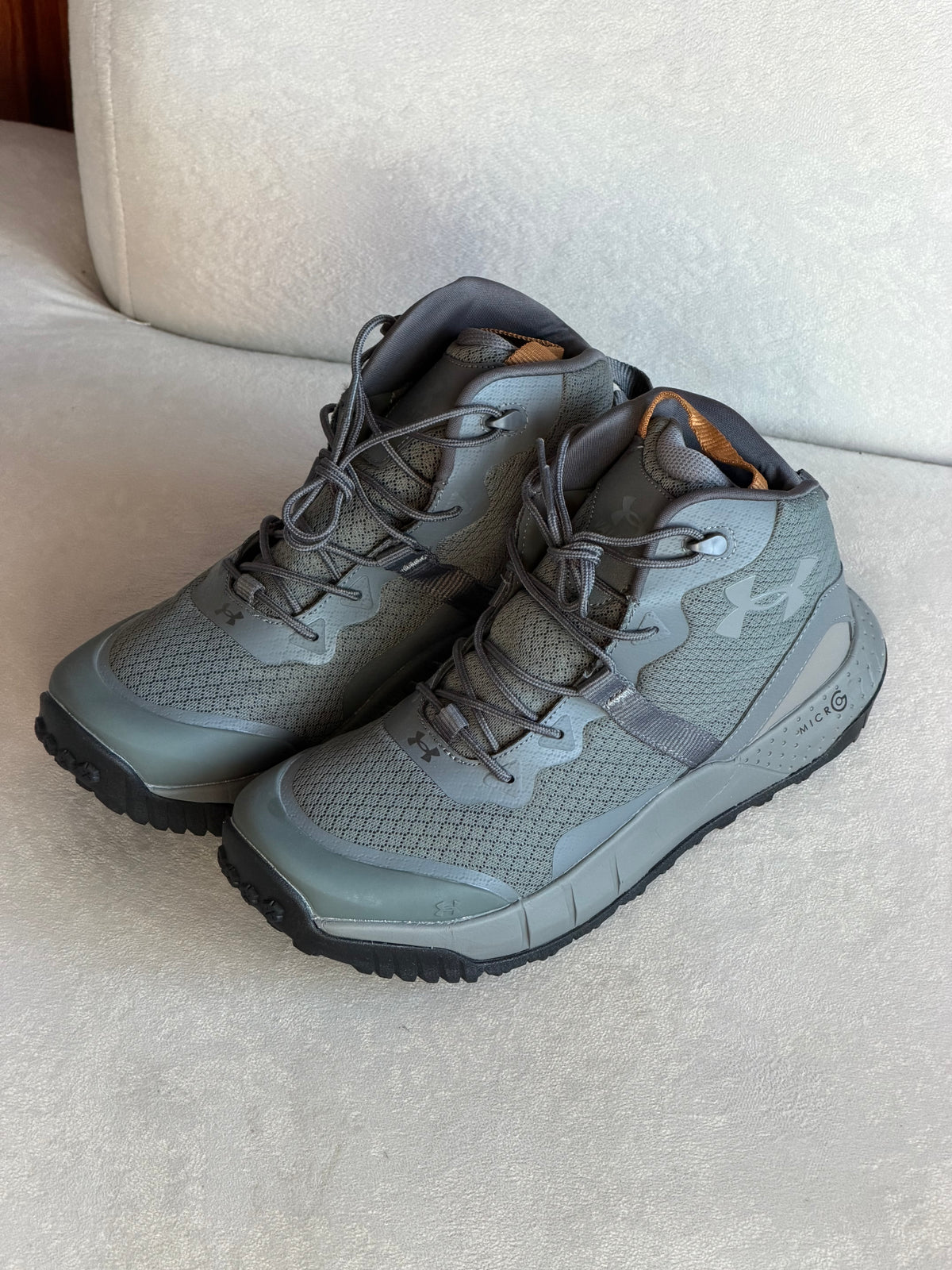 Under Armour Micro G Valsetz